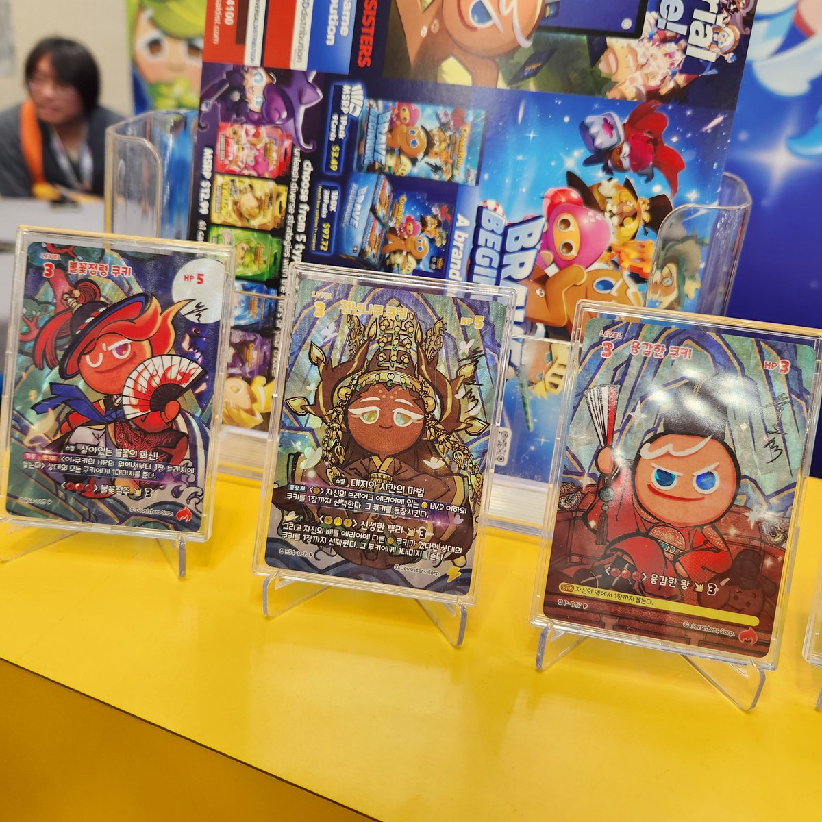 Back at <a href="/CRBraverseEN/">CookieRun: Braverse TCG (EN)</a> looking at cookies...! #CookieRunTCG
