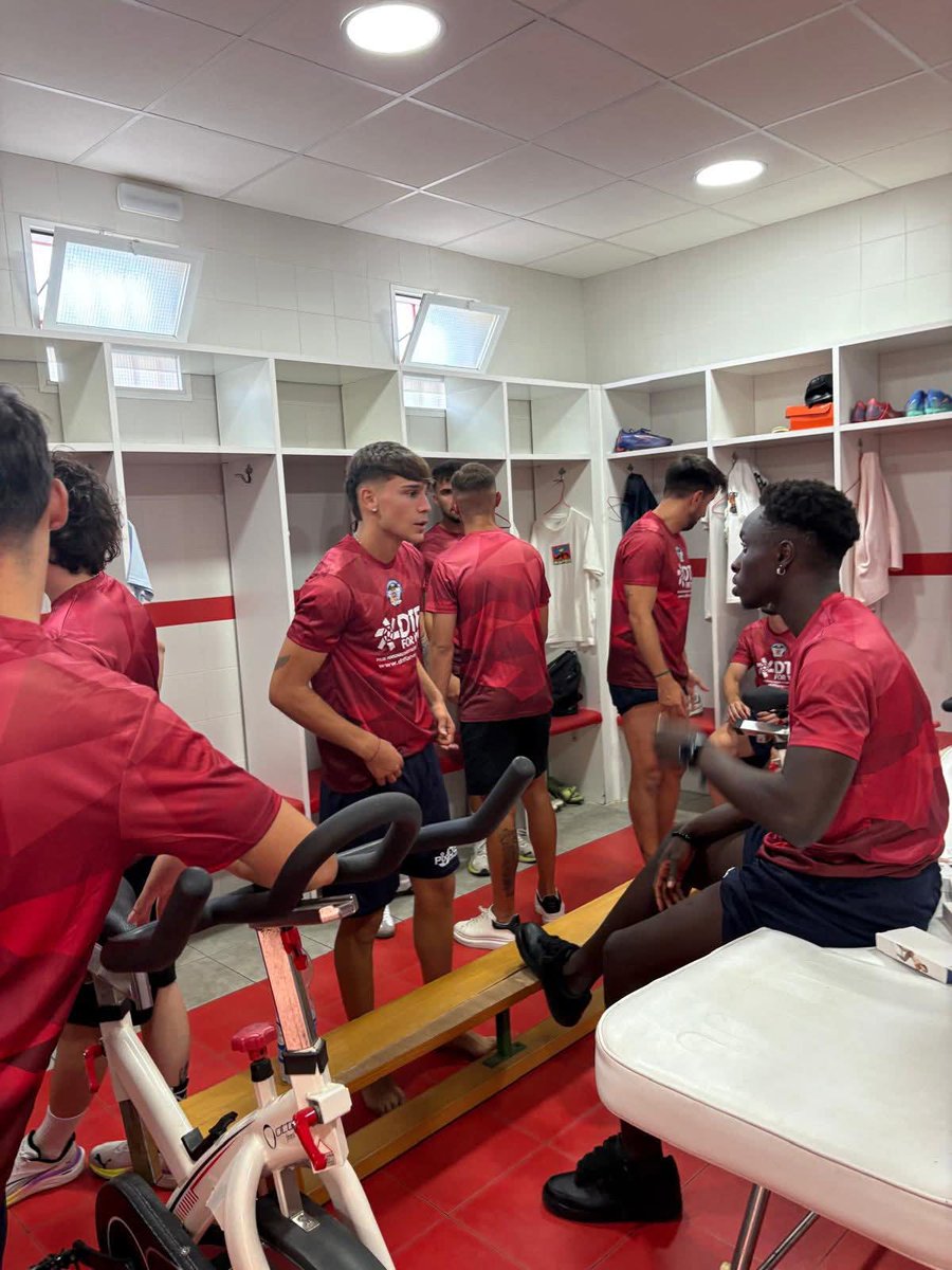 Empezamos 💪🏻

ATLÉTICO PORCUNA C.F ❤️🤍❤️