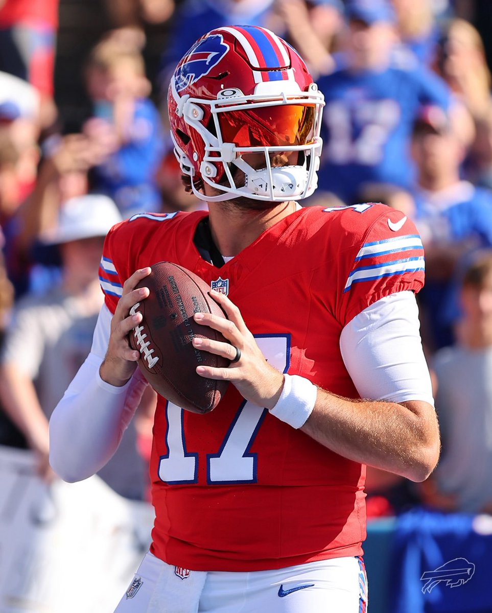 Simply Red Hot! 🔥🔴 Sheesh!!!

📸 via <a href="/BuffaloBills/">Buffalo Bills</a> 
#BillsMafia