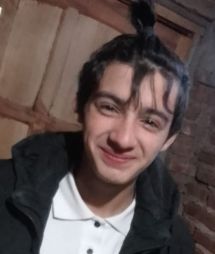 desaparecidaorg's tweet image. Javier Nelson Ramón Morales tiene 14 años, desapareció el 29/7/25 en el barrio Cien Viviendas Floriani, Fontana, provincia del Chaco. Es delgado, altura 1,60. Vestía campera Adidas azul y short celeste  Por favor avisar #Urgente al☎️3624385415, 101 o 911 

#Fontana #Chaco