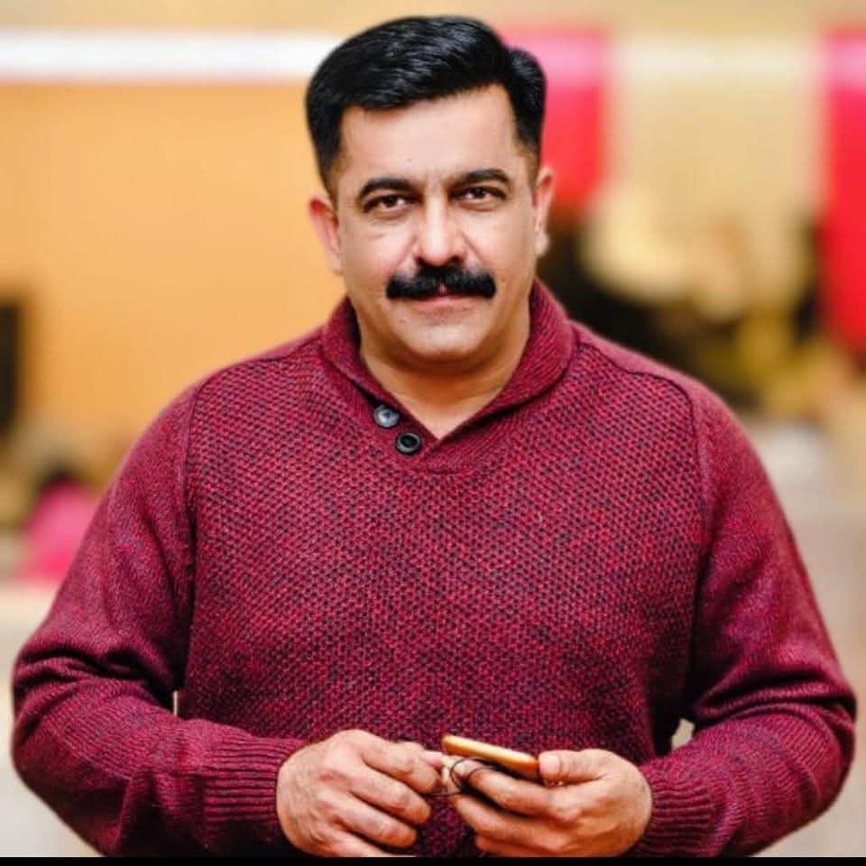 Noreen Khan گُمنام (@nomi786230) on Twitter photo <a href="/ShahzadGill202/">Chocolate777</a>
ہمارے بہت ہی متحرک ٹویٹر صارفین میں سے ایک، شہزاد گل کے گھر پر چھاپہ مارا گیا۔ تمام موبائل فونز اور لیپ ٹاپ حکام نے اپنی تحویل میں لے لیے ہیں، اور ان کے دونوں ٹویٹر اکاؤنٹس کو بھی ڈی ایکٹیویٹ کر دیا گیا ہے
ان کے حق میں آواز بلند کریں۔ شکریہ۔ <a href="/ShahzadGill202/">Chocolate777</a>
ہمارے بہت ہی متحرک ٹویٹر صارفین میں سے ایک، شہزاد گل کے گھر پر چھاپہ مارا گیا۔ تمام موبائل فونز اور لیپ ٹاپ حکام نے اپنی تحویل میں لے لیے ہیں، اور ان کے دونوں ٹویٹر اکاؤنٹس کو بھی ڈی ایکٹیویٹ کر دیا گیا ہے
ان کے حق میں آواز بلند کریں۔ شکریہ۔