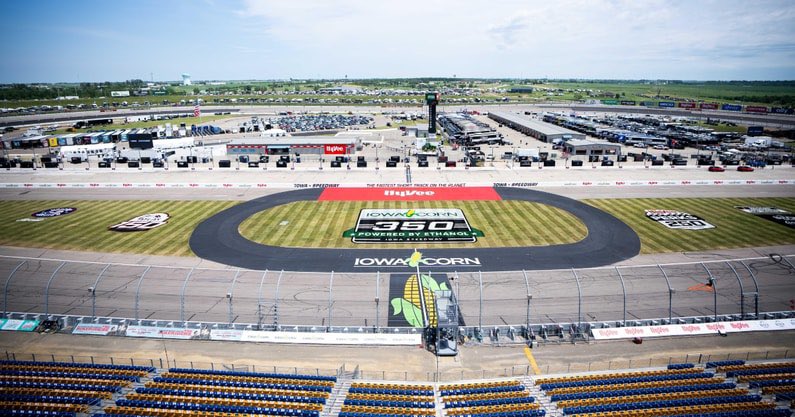 Iowans love corn so much we named a race after it and the race cars are powered by 15% ethanol which is also corn #IowaCorn350
