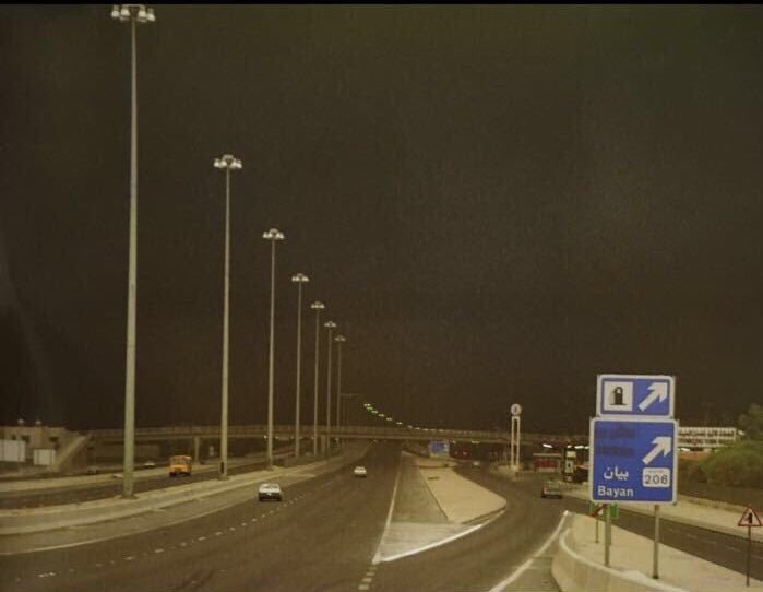 الذكرى الـ 35 للغزو العراقي للكويت.. ملحمة صمود ووفاء
 
- ذكرى لا تمر كغيرها بل تقف أمامها الكلمات احتراما لتضحيات الشهداء وصمود المقاومين ووفاء شعب لم ينحن بل حمل راية الكويت عاليا