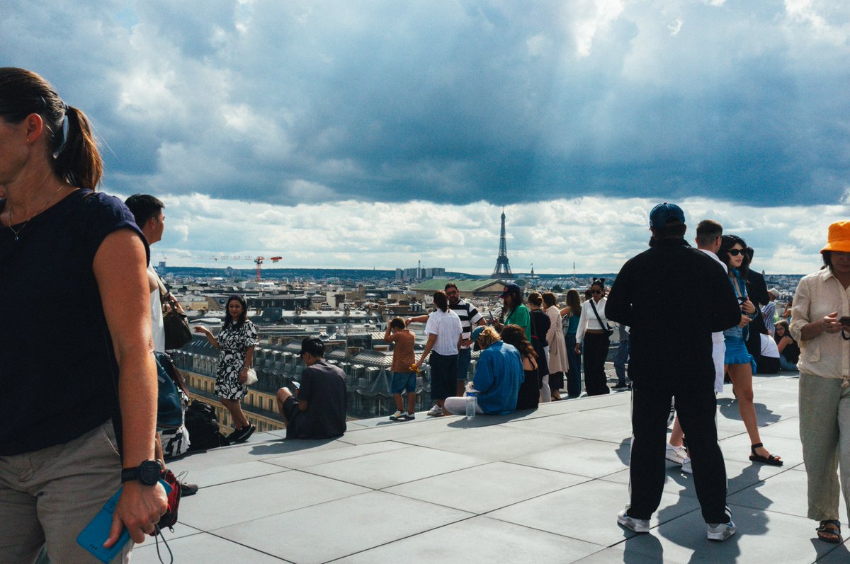 barucho_'s tweet photo. fotos de parís https://t.co/ryzf0FtMAA