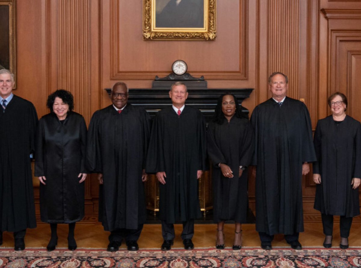 BREAKING 🚨 Supreme Court will consider ending race based districting. Goodbye Democrat Party

RACE BASED DISTRICTING NEEDS TO END

GET IT DONE