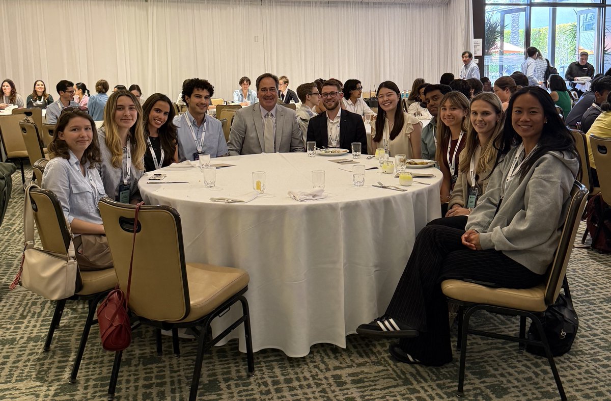 NUChemistry's tweet image. The 2025 #BeckmanSymposium featured strong representation from @NorthwesternU.
@CHADNANO delivered the keynote on structural #nanomedicine, and James Gaynor was named a 2025 Beckman Young Investigator for work on #electron spin, motion, and molecular shape. #NUChemImpact