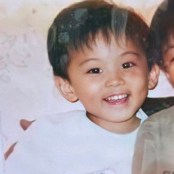 YeolYu1's tweet photo. HAPPY BIRTHDAY TO MARK LEE 🥳🎉🎂❤️ 
May you have healthy and happy days and days free from obstacles.
#MARK
#HAPPYMARKDAY
#마크 #NCT #NCT127 #NCTDREAM https://t.co/RY7OT3rDz1