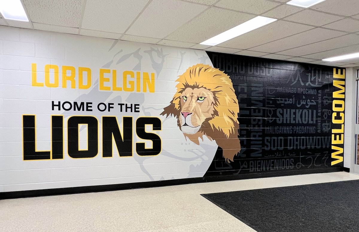 Before and After! <a href="/lordelginlions/">Lord Elgin</a> #muralworks #schoolmural #welcomemural #lionsmural <a href="/TVDSB/">Thames Valley DSB</a> <a href="/ARTSHINEINC/">Artshine/Arts4All/Artshine in a Box</a>