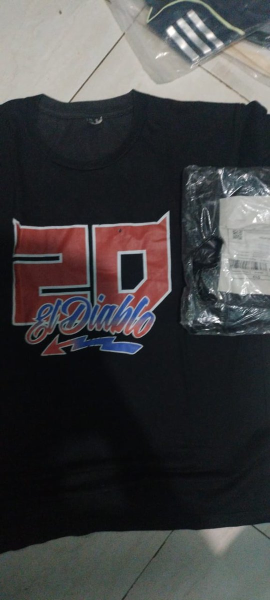 imat_rohimatt's tweet photo. @ShopeeID @ShopeeID urusan dulu woy kasus kasus penipuan barang returan sudah banyak custamer model begini jangan iklan aja lu gedein ada kejadian seperti ini lepas tanggung jawab
Biaya layanan aja lu naikin tapi rasa tanggung jawab ke seller 0 https://t.co/TIYhUvPkoC