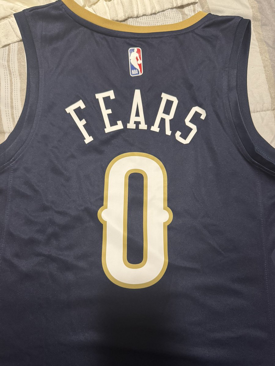 Am I tripping or is that”F” off to anyone else? <a href="/PelicansNBA/">New Orleans Pelicans</a> <a href="/Fanatics/">Fanatics</a>