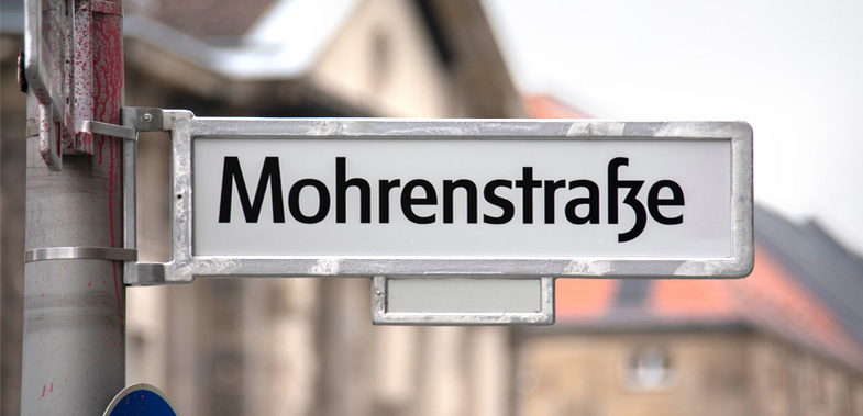 Die Umbenennung der Berliner „Mohrenstraße“ in „Anton-Wilhelm-Amo-Straße“ bleibt bestehen. Das OVG Berlin-Brandenburg sieht keine willkürliche #Rechtsverletzung und ließ die Berufung gegen das VG-Urteil nicht zu.

Mehr erfahren: bit.ly/40OwoLk

#ESV #Recht #OVGBerlin