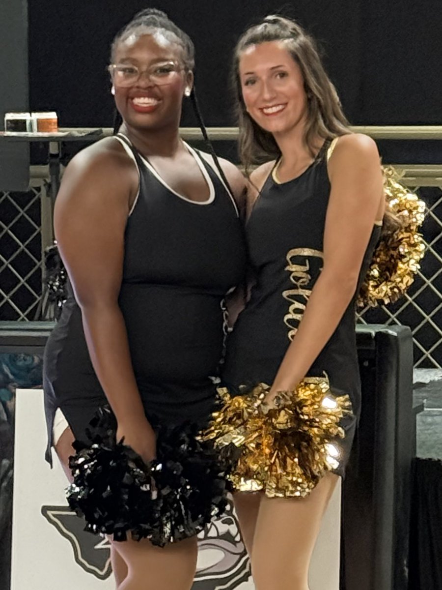 Welcoming back faculty/staff <a href="/RoyseCityISD/">Royse City ISD</a> Convocation 💛🖤🎉

#BetterTogether #oneRC