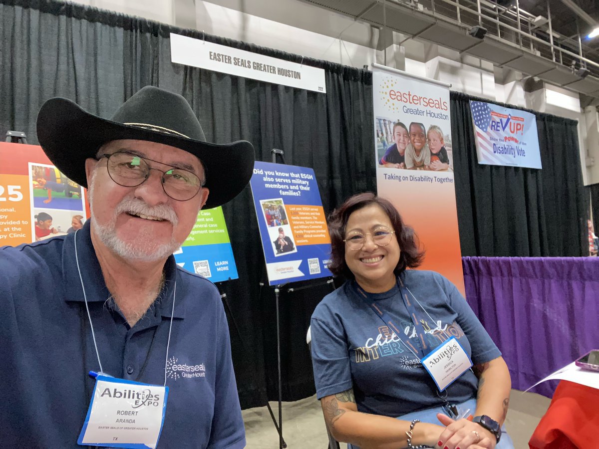 eastersealshou's tweet photo. We had an awesome first day at #AbilitiesExpoHouston! Excited for another full day tomorrow of learning, exploring, and connecting with you! It's not too late to register online for this one-of-a-kind event - go to https://t.co/yYbYdW36G1 to get your FREE ticket!! @AbilitiesExpo https://t.co/1etzvYglIS