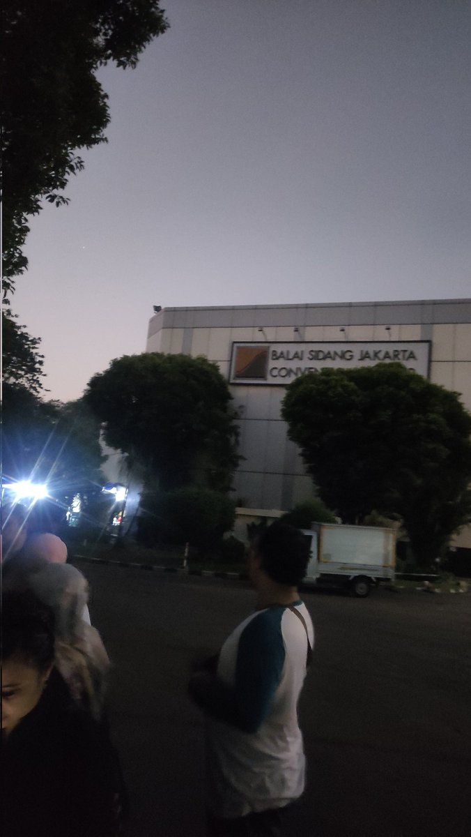 spring_delight tweet media