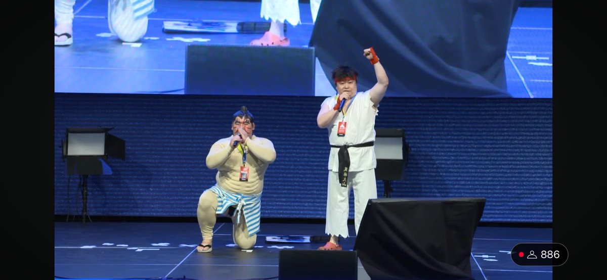 nomo_info's tweet photo. 【感謝】
クラファンご支援、応援頂き本当にありがとうございます。今しがたEVOのメインステージに立つ夢が叶いました。
舞台に導いてくださった全ての方に感謝して。

I'm grateful to everyone who guided me to the stage.

Thank you EVO, thank you FGC！We are NO MOTION.！ https://t.co/dGCG9rAJp7