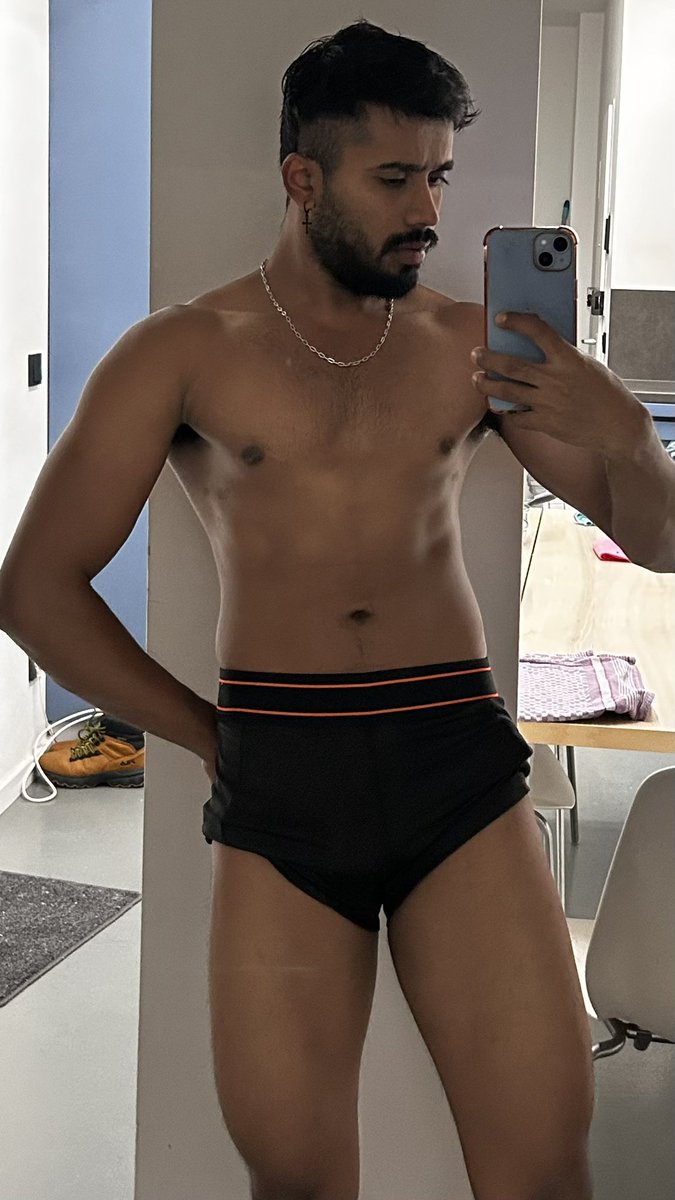 Brown Guy (@brown_and_raw) on Twitter photo 