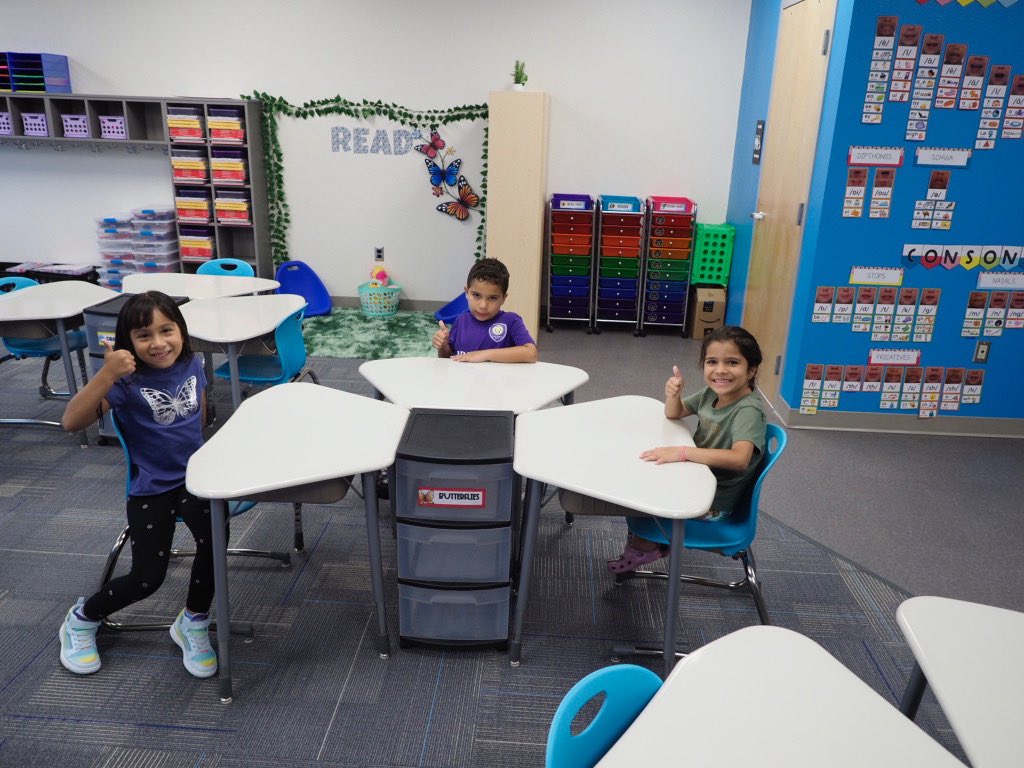 Supt_Vazquez (@maria_f_vazquez) on Twitter photo What a special day at Luminary Elementary.
This new school is absolutely beautiful. Seeing our teachers in their new classrooms and welcoming families for a first look — it’s a beautiful start for our Wolf Pups! What a special day at Luminary Elementary.
This new school is absolutely beautiful. Seeing our teachers in their new classrooms and welcoming families for a first look — it’s a beautiful start for our Wolf Pups!
