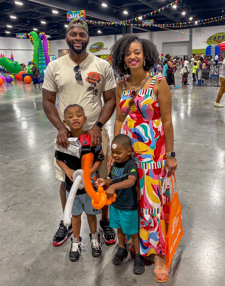 ADNspire's tweet photo. Attended #FirstDayFulton with my little Campbell Cougar! 

Praying for a safe year, planning for a successful year! 

#LevelingUpOurLearning for student success! https://t.co/6rOe8kwBdF
