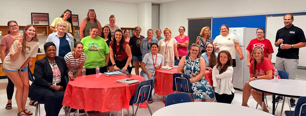 WGCWildcats's tweet photo. Yesterday staff members stopped by to give a warm welcome to our new Coleman staff. ❤️ https://t.co/Tpl2X9Dglw
