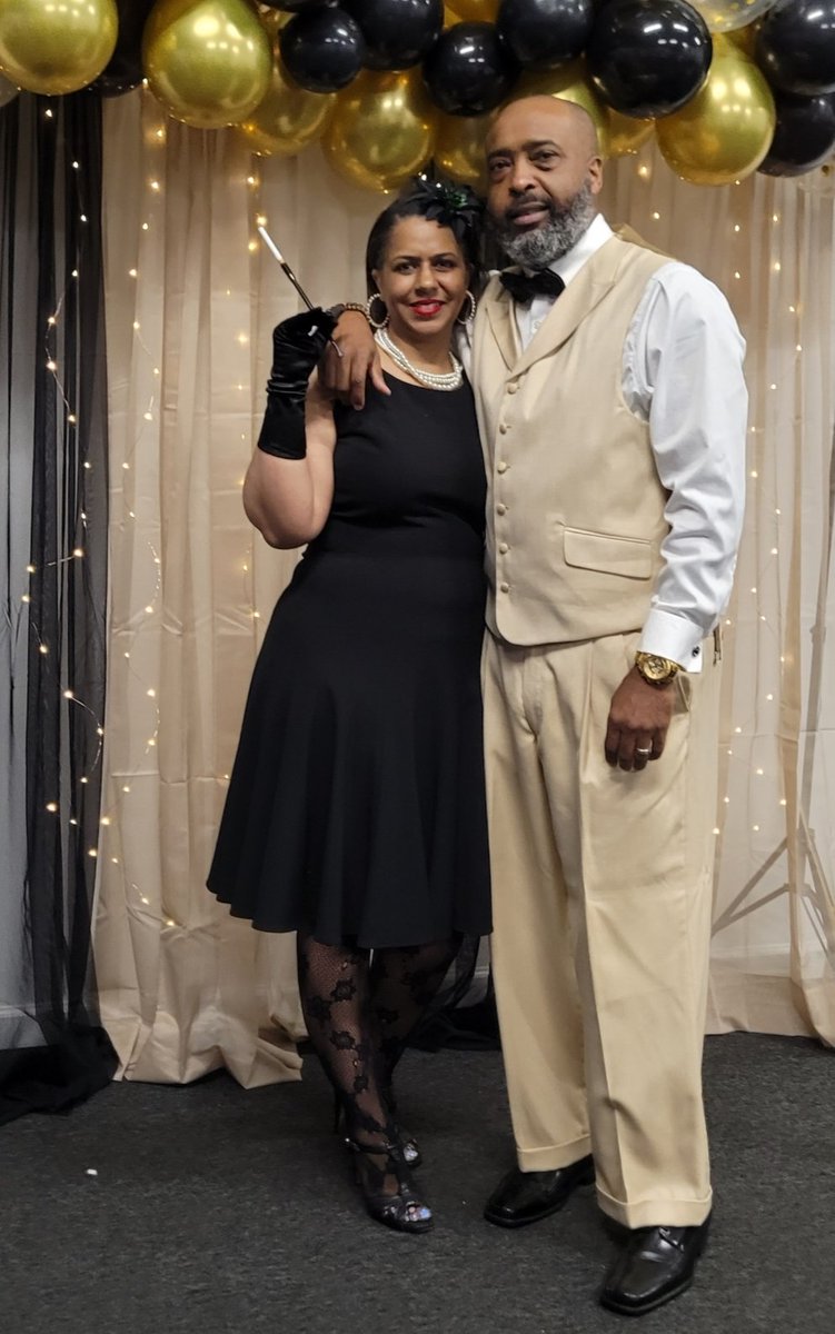 gradymac14's tweet photo. Celebrating 27 years of marriage today!! https://t.co/7Xi4kPAqU1