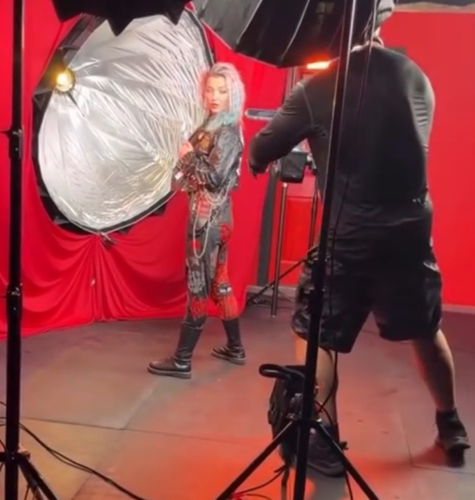 Charmander ↯ Not@NixonNewell tweet media