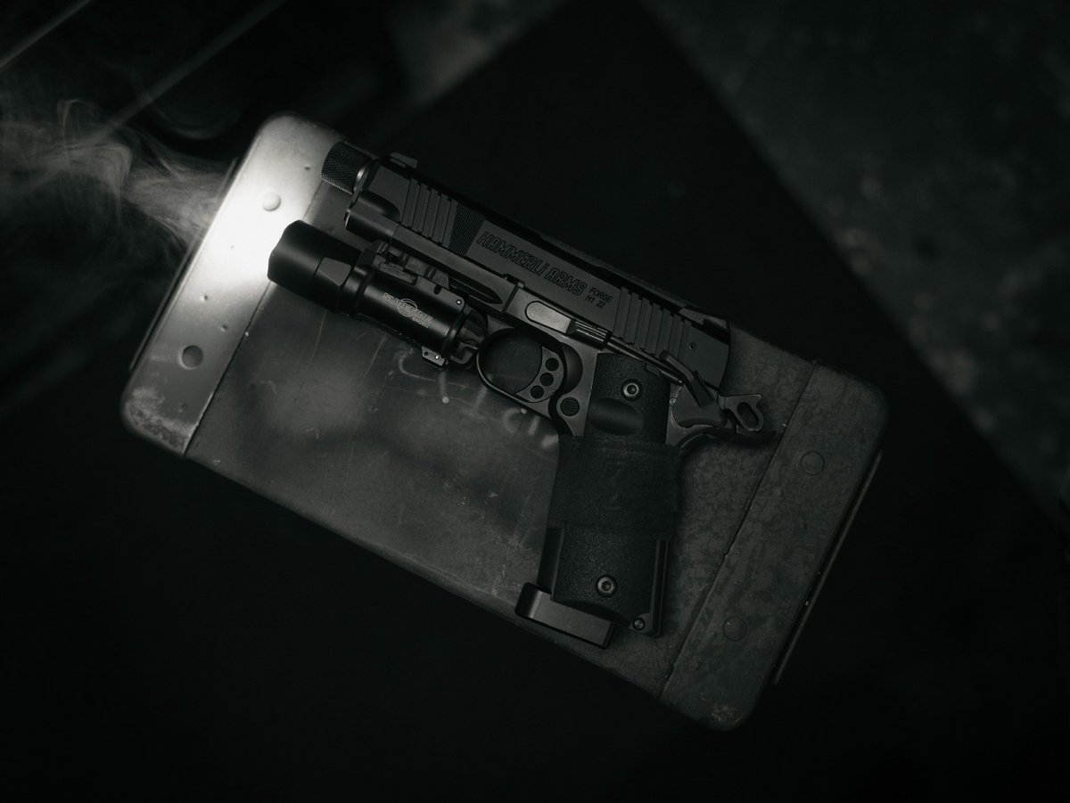 Blacked out beauty 😍#hammerliarms <a href="/SureFireLLC/">SureFire</a>