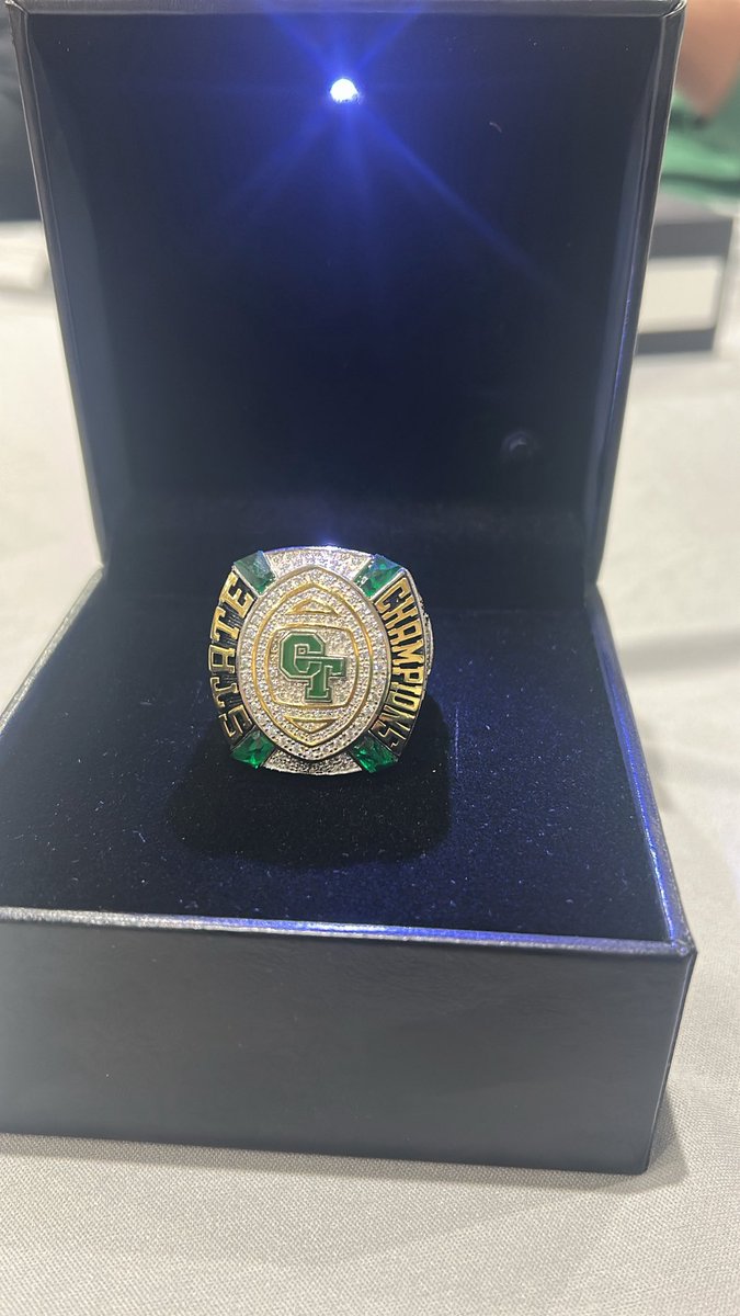 Antijuan Dishun Wilkes jr (@antijuandishun) on Twitter photo Great dayyyyyyyyy🙏🏾 <a href="/CoachRush_CTFB/">Coach Marvin Rushing</a> <a href="/CoachDaws_/">Daws 🥇</a> <a href="/Detroit_CTFB/">Cass Tech Football 2024 Division 1 State Champions</a> Great dayyyyyyyyy🙏🏾 <a href="/CoachRush_CTFB/">Coach Marvin Rushing</a> <a href="/CoachDaws_/">Daws 🥇</a> <a href="/Detroit_CTFB/">Cass Tech Football 2024 Division 1 State Champions</a>