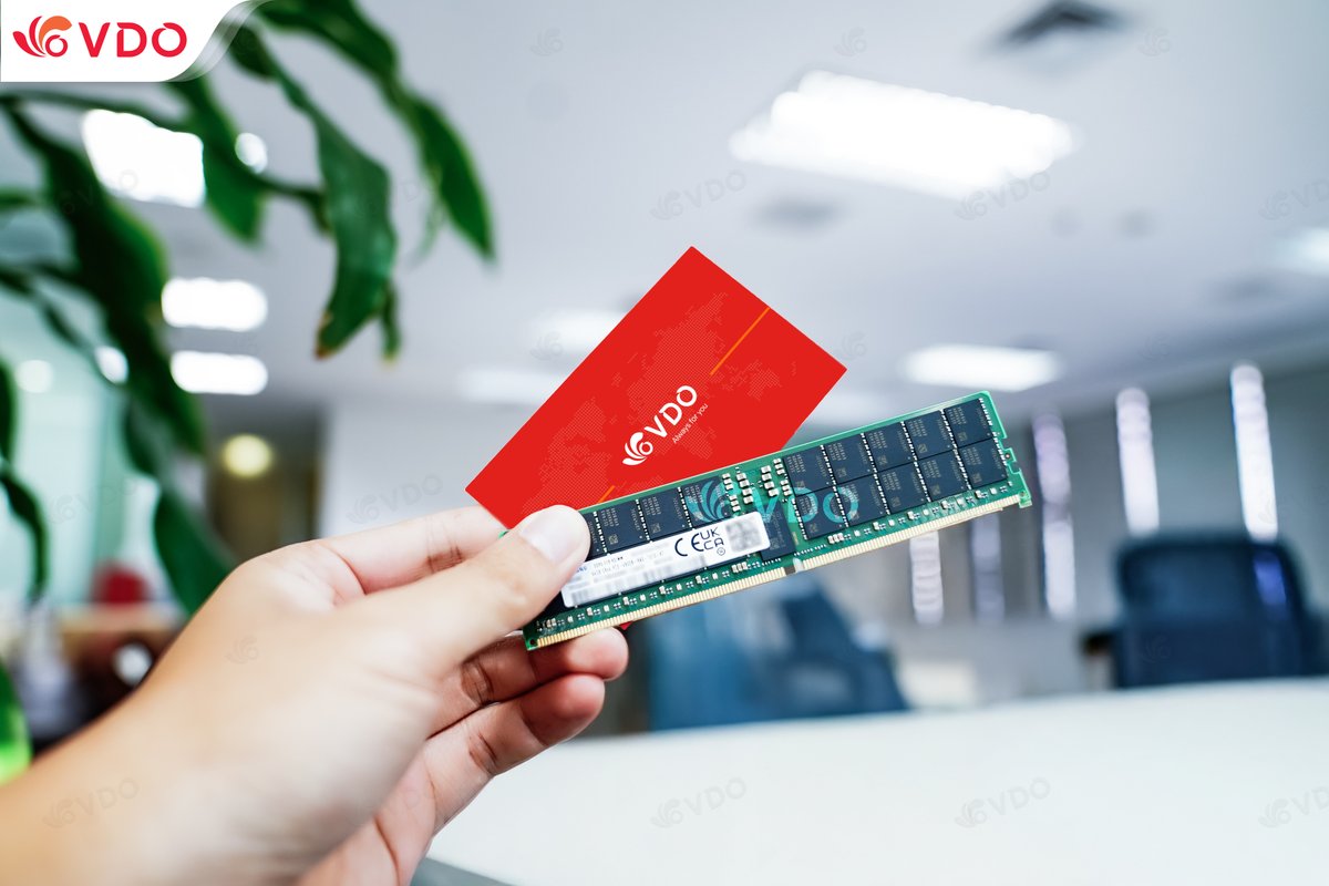 congtycpvdo's tweet image. 🔶 Samsung DDR5 – RAM hiệu năng vượt trội tại VDO!
Gấp đôi tốc độ, tiết kiệm điện, tối ưu cho server & AI/ML.
Chính hãng, sẵn kho – hỗ trợ kỹ thuật tận nơi.
📞 Gọi 1900 0366 hoặc inbox tư vấn!
#SamsungDDR5 #VDO #RAMServer #DataCenter #SamsungMemory