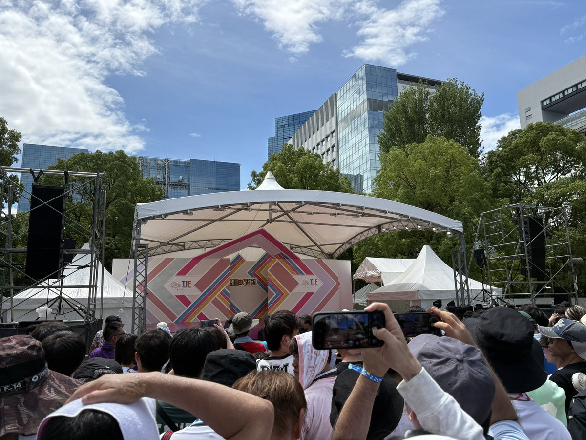 kyou_11345's tweet photo. 古のオタク8年ぶり?にきた https://t.co/PUsvLvr6JM