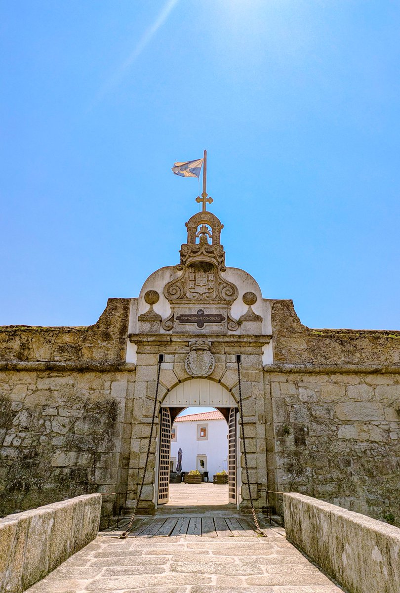 walked 12.5 miles from labruge to agucadoura in portugal. started in the morning with the fresh ocean breeze, quiet beaches, and soft light over the coast. we passed through several small towns, stopped by a local fort, and wandered through a local market🤍