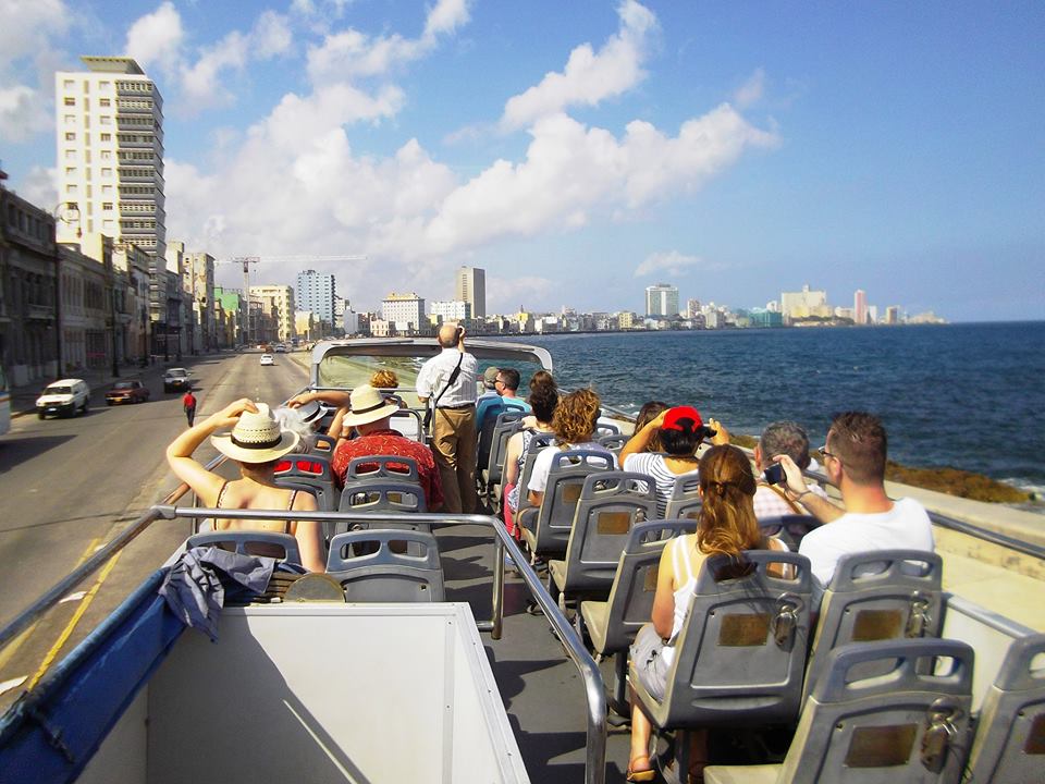 🚍 Descubre La Habana en un solo día con nuestro Habana Bus Tour. ¡Reserva ahora y vive la historia en cada parada! ✨

#Habana #Turismo #Aventura #ConocerCuba #TurismoCuba #Cuba #CubaUnica #CubaTravel