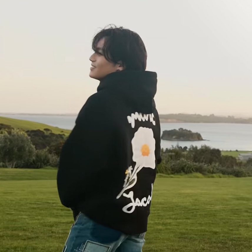 松田元太 着用衣装 私服? 8/6発売 MARC JACOBS パーカーは5万ぐらい