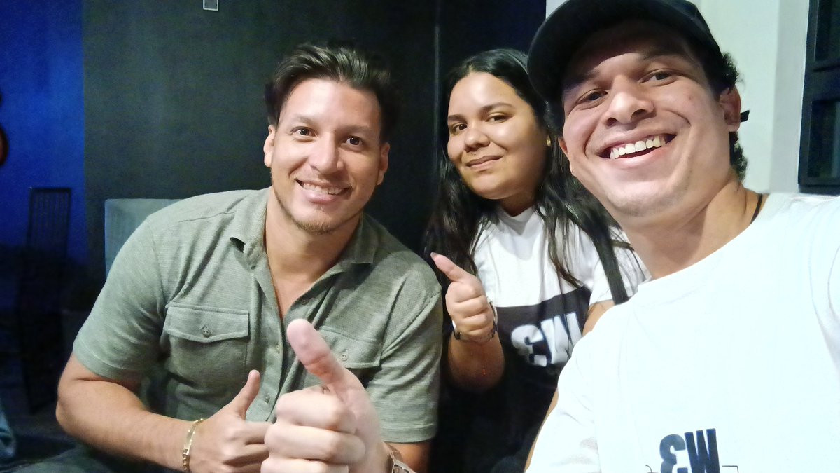 Conocimos y compartimos con <a href="/gregoricordova/">Gregori Córdova.ton</a> Embajador de #TON en Venezuela  🇻🇪💎

Y ya saben lo que opinamos de esa Blockchain 🫡😎🦬🔥

#web3labs #ton #telegram #hive