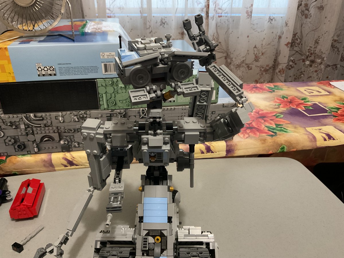 LowResKitty's tweet photo. Johnny 5 is alive! This Lego MOC was designed by Charavision on Rebrickable. A highly detailed build that I recommend any fans of the Short Circuit movies to try for themselves. https://t.co/UNxkJpSxcX