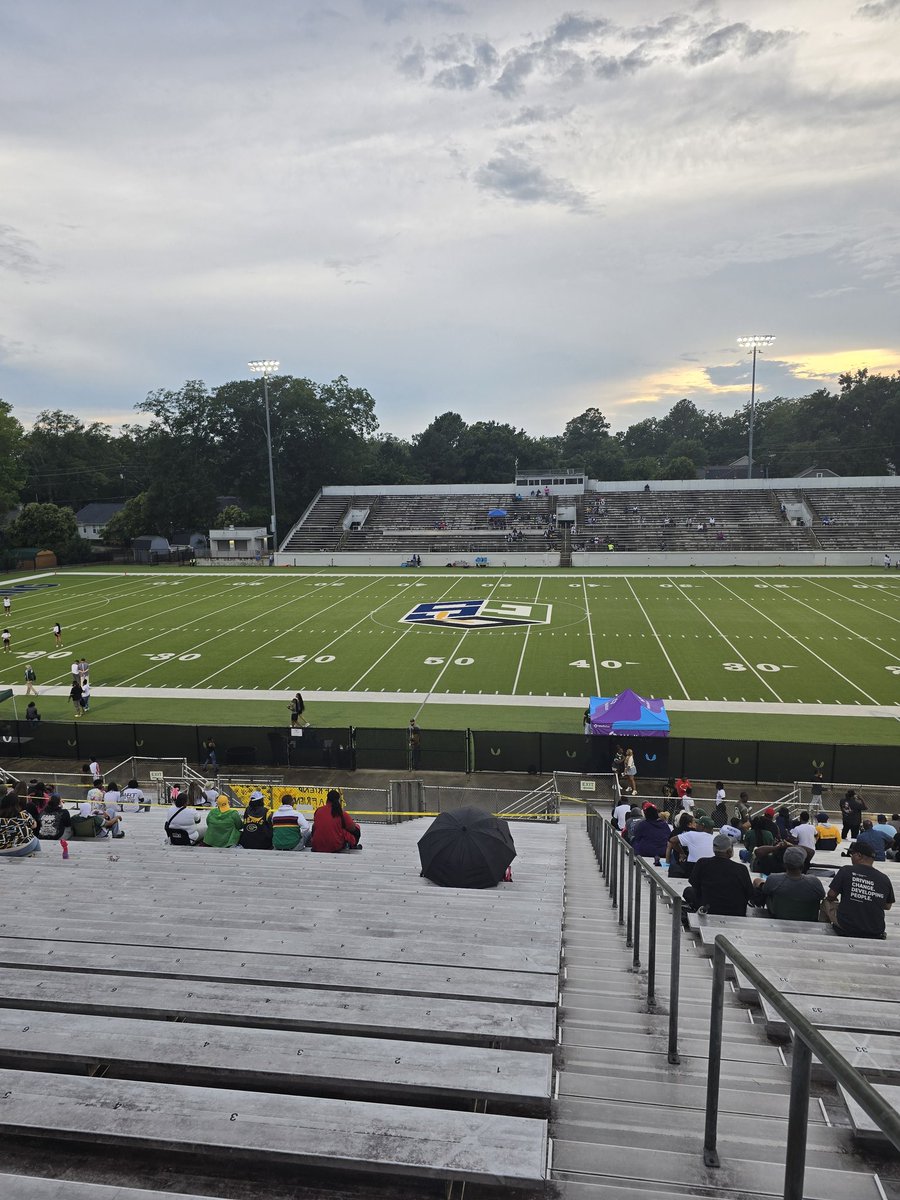Friday Night Lights. There is nothing better. #RTG