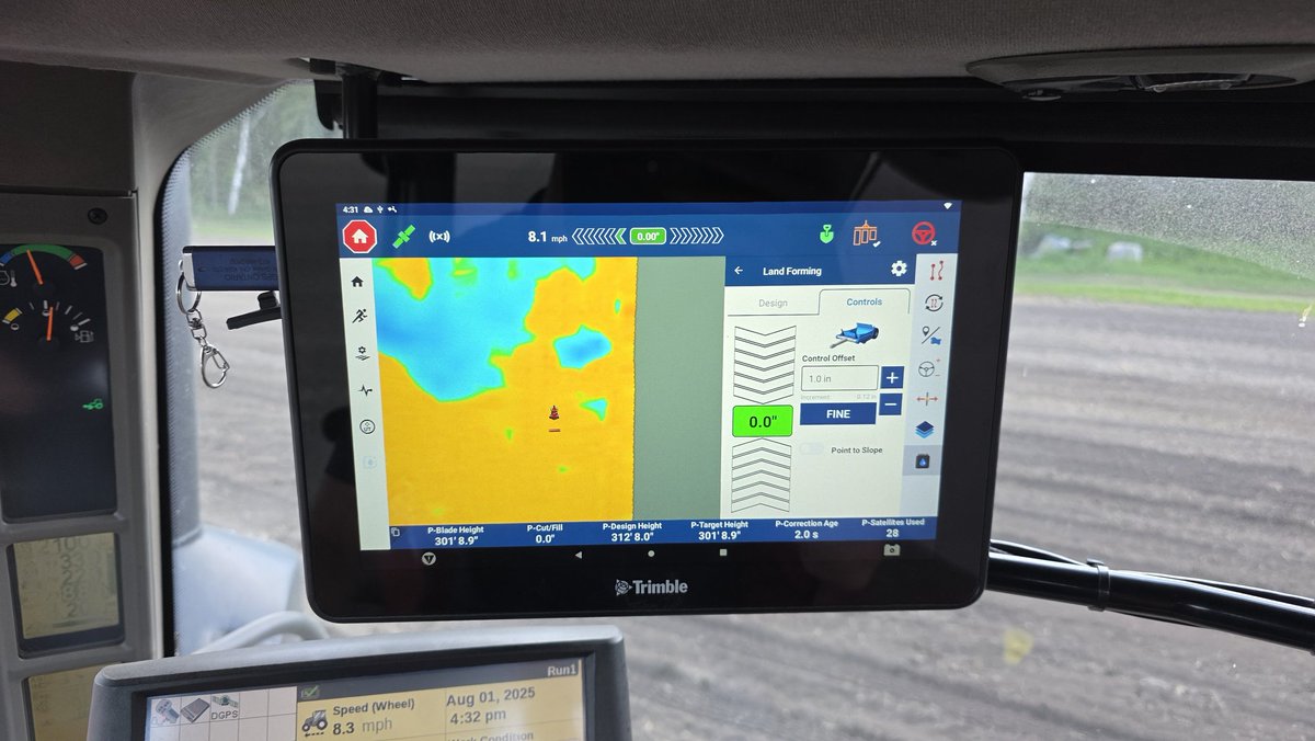 Its leveling season, with 600+ acres of drainage design finished up this week and 5 new machines running, its definitely been a great week OF #PLANT26 PREP!