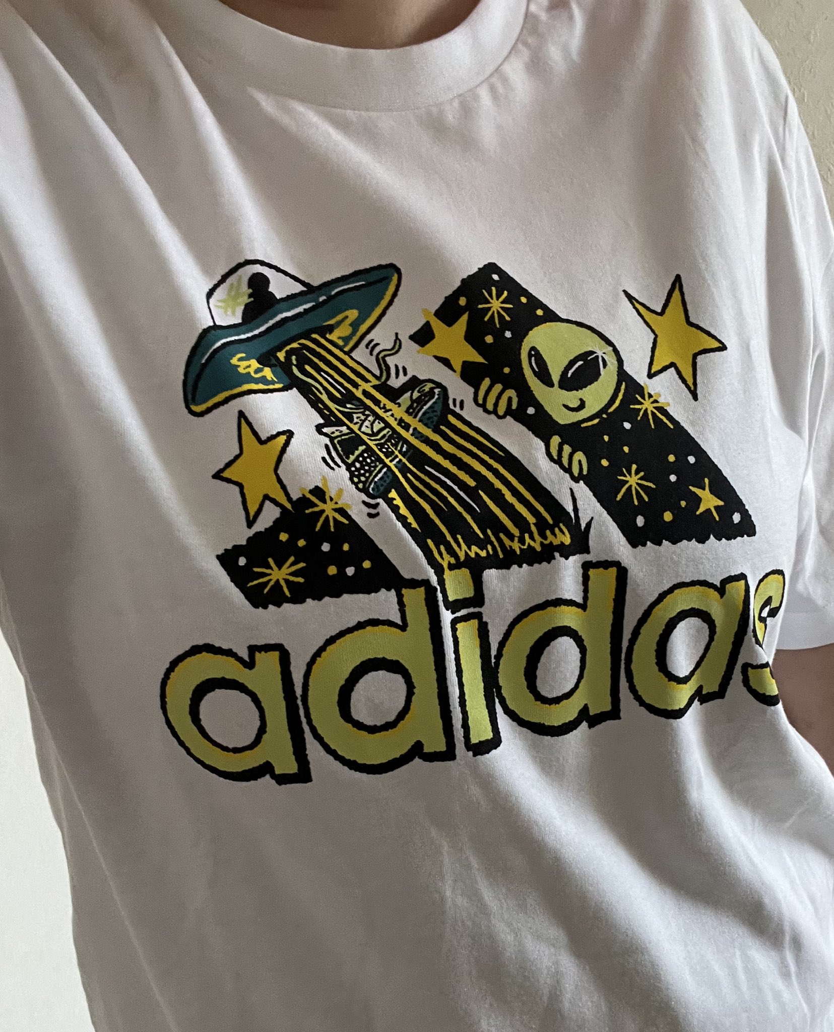 てっちゃん♡adidas Originals　激かわ♡　珍しいCOLORTシャツ TKG on X: 