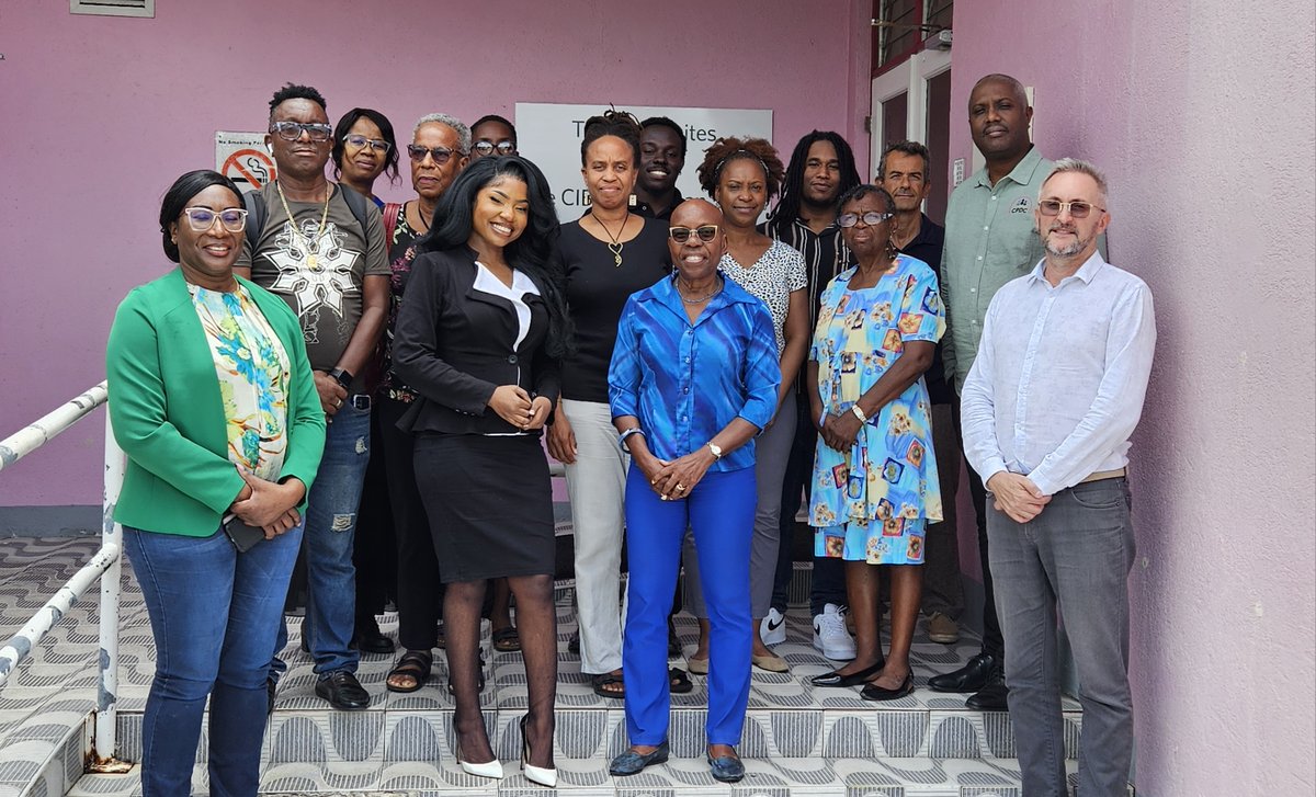 IOM_Caribbean's tweet photo. IOM alongside @CARICOMorg  &amp; the @cpdcngo  held consultations with 127+ CSOs to help shape the upcoming CARICOM Migration Policy Framework. These discussions ensure migration policies are inclusive, rights-based, &amp; grounded in real community experiences. 💬👥
#CMPF #IOM #UNNM https://t.co/MoPGfLDRIP