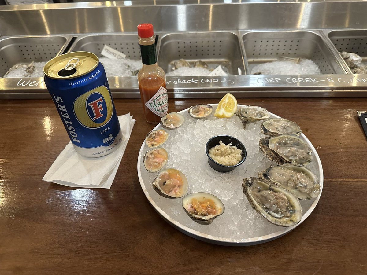 Angelo Seafood Market, Clam Bar
Hoboken, NJ
Fosters - It's Australian for beer, mate!
🍻🦪