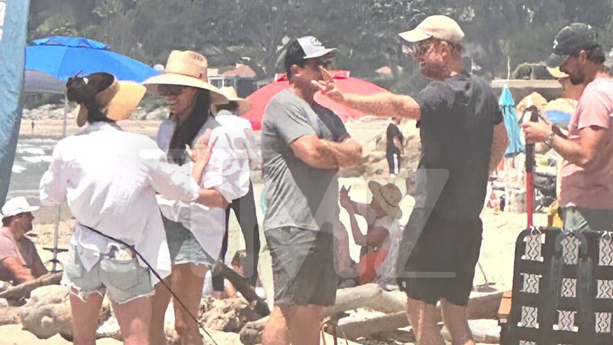 Meghan Markle &amp; Prince Harry Hit the Beach for Archie's Surf Lessons tmz.me/9UWPwzA