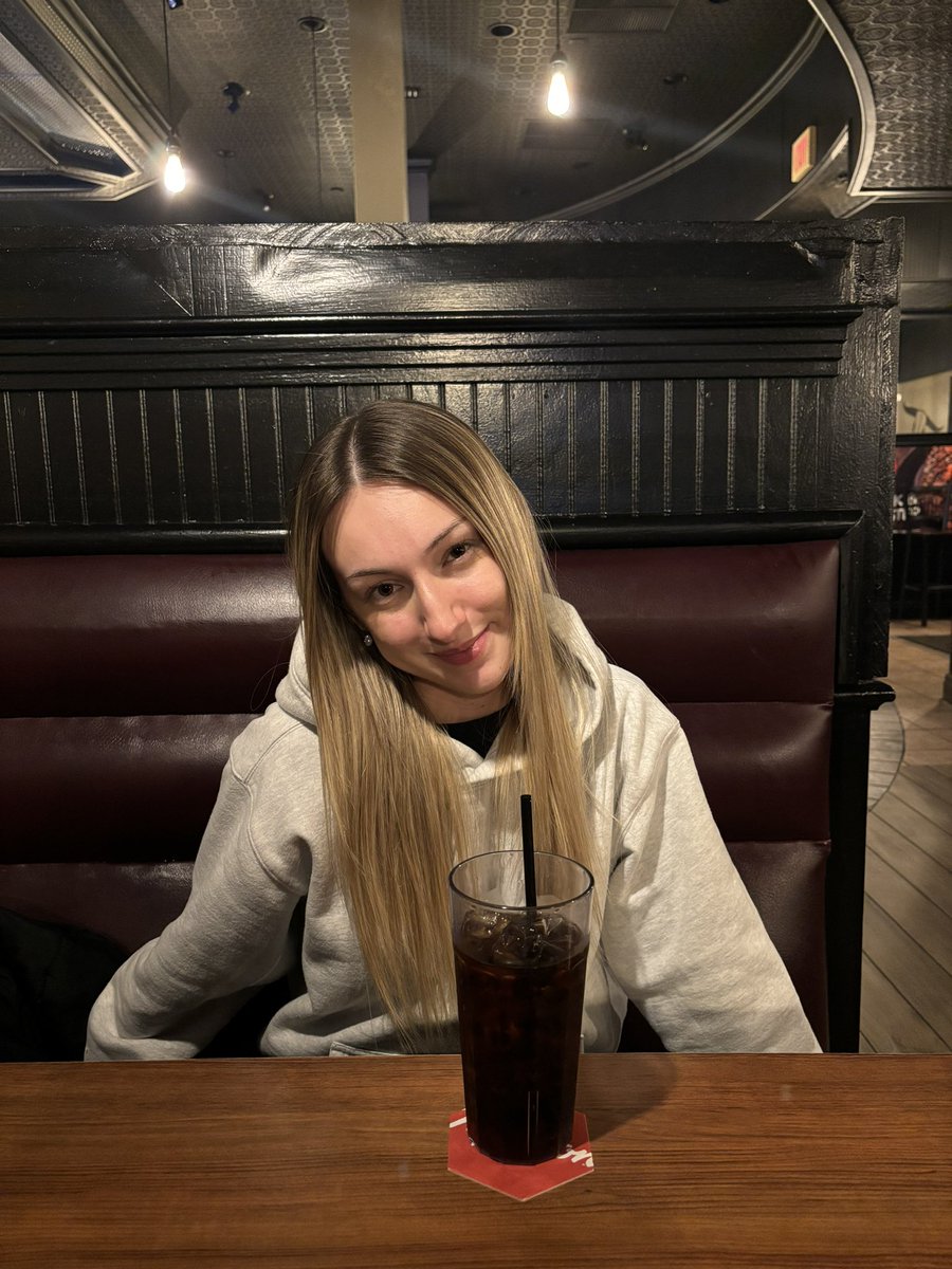 Happy national girlfriends day to my other half ❤️❤️❤️