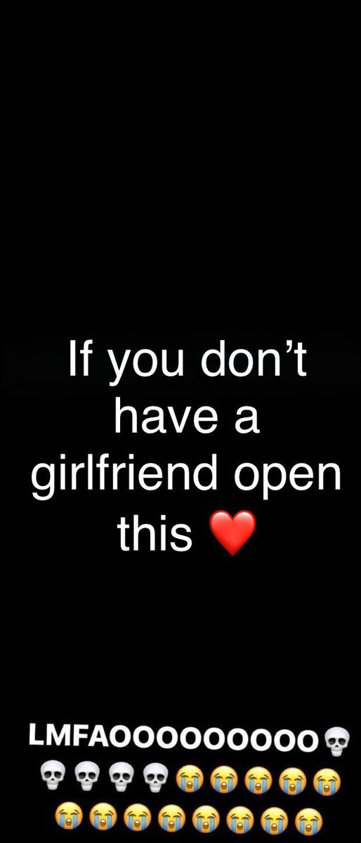 ayeejuju tweet picture