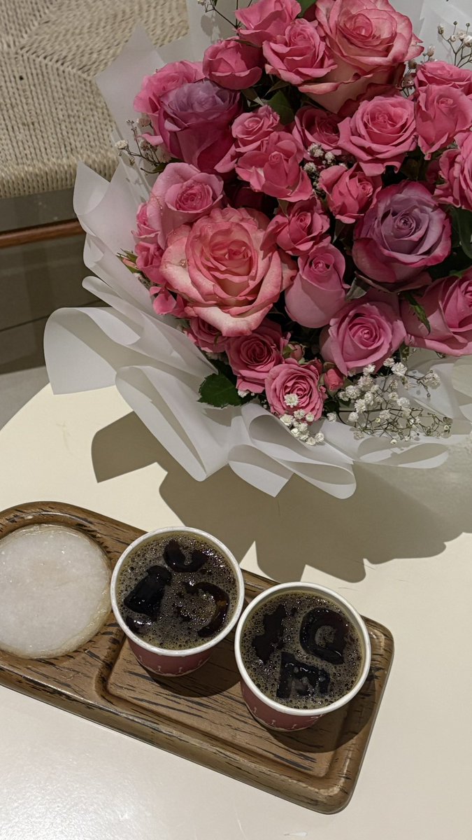 CallmeLiilo's tweet photo. أثاري هالعمر خريفٍ مستمر
ما تهيأ لي الربيع إلا في جيتك https://t.co/enwaaxsN6e