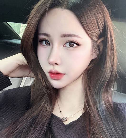 【悲観】韓国整形、美容クリニックでの免税措置が無くなる⚠️

つまり今のレートで計算すると100万円の整形で約9%（＝9万円）ほどの値上げと同義になります。

港区でこの顔が量産されなくなるんだ。。

✍️両顎手術
