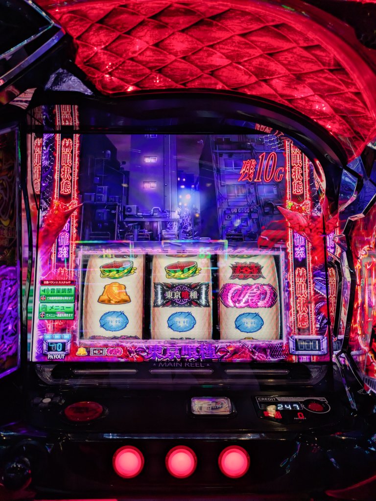 pachinuko's tweet photo. グールは引き戻し中に赫眼引いても、絶対に引き戻しのゲーム数まで平然と終わらされるって事が分かった
30Gあったのにゴミと化した… https://t.co/mB0eY3TqJV