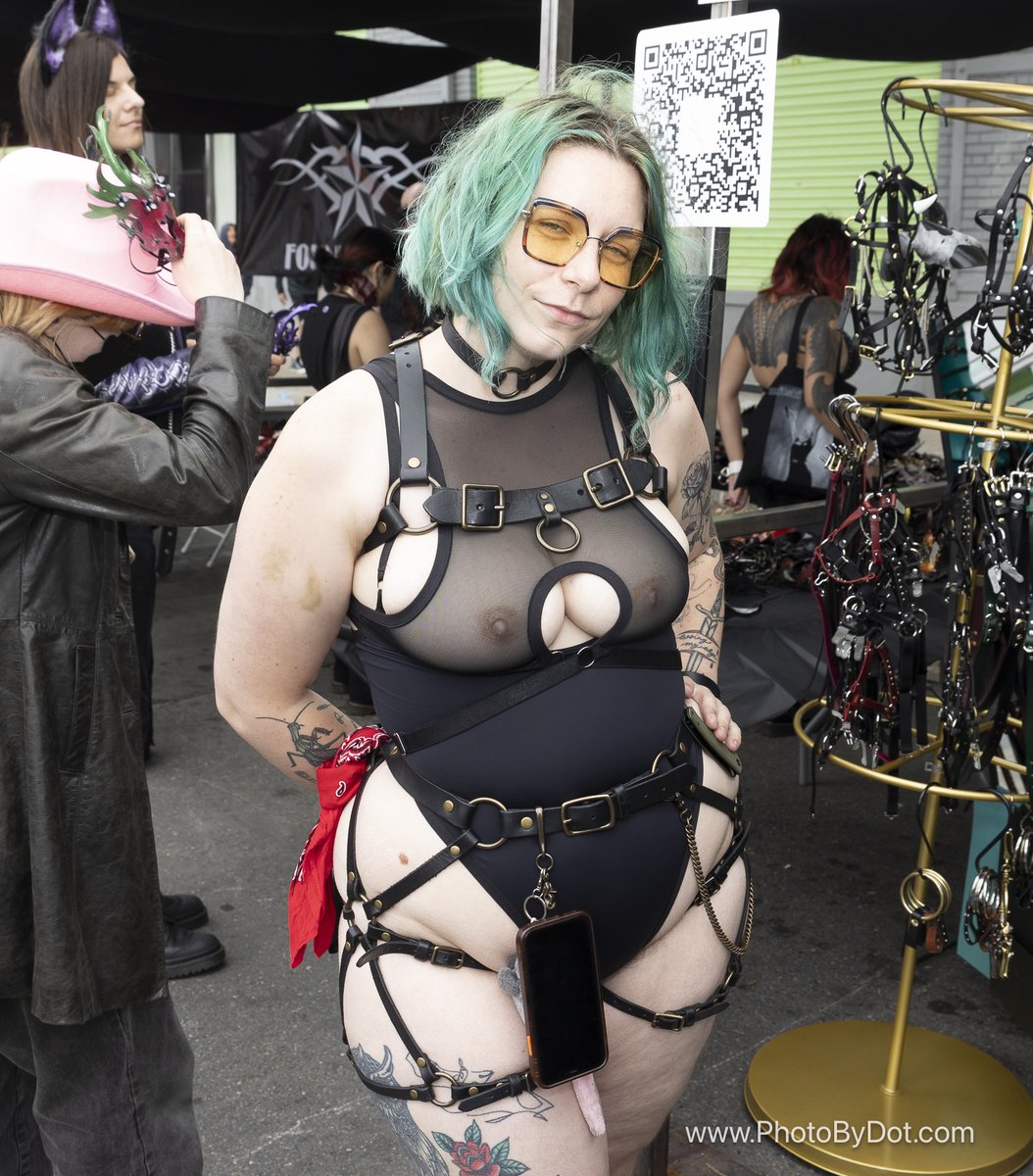 Dot the Photographer tweet media