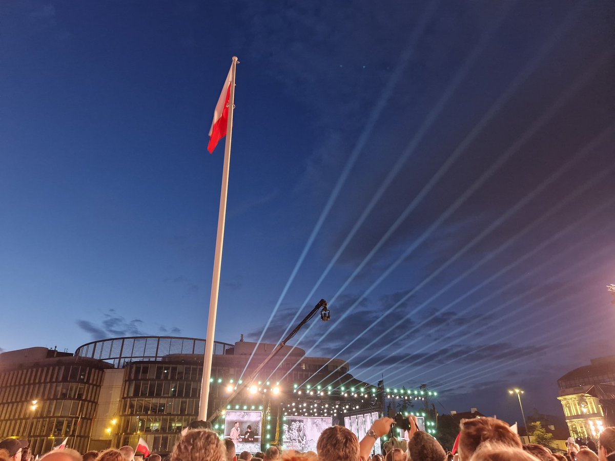 Polacy zaśpiewali (nie)zakazane piosenki 🇵🇱