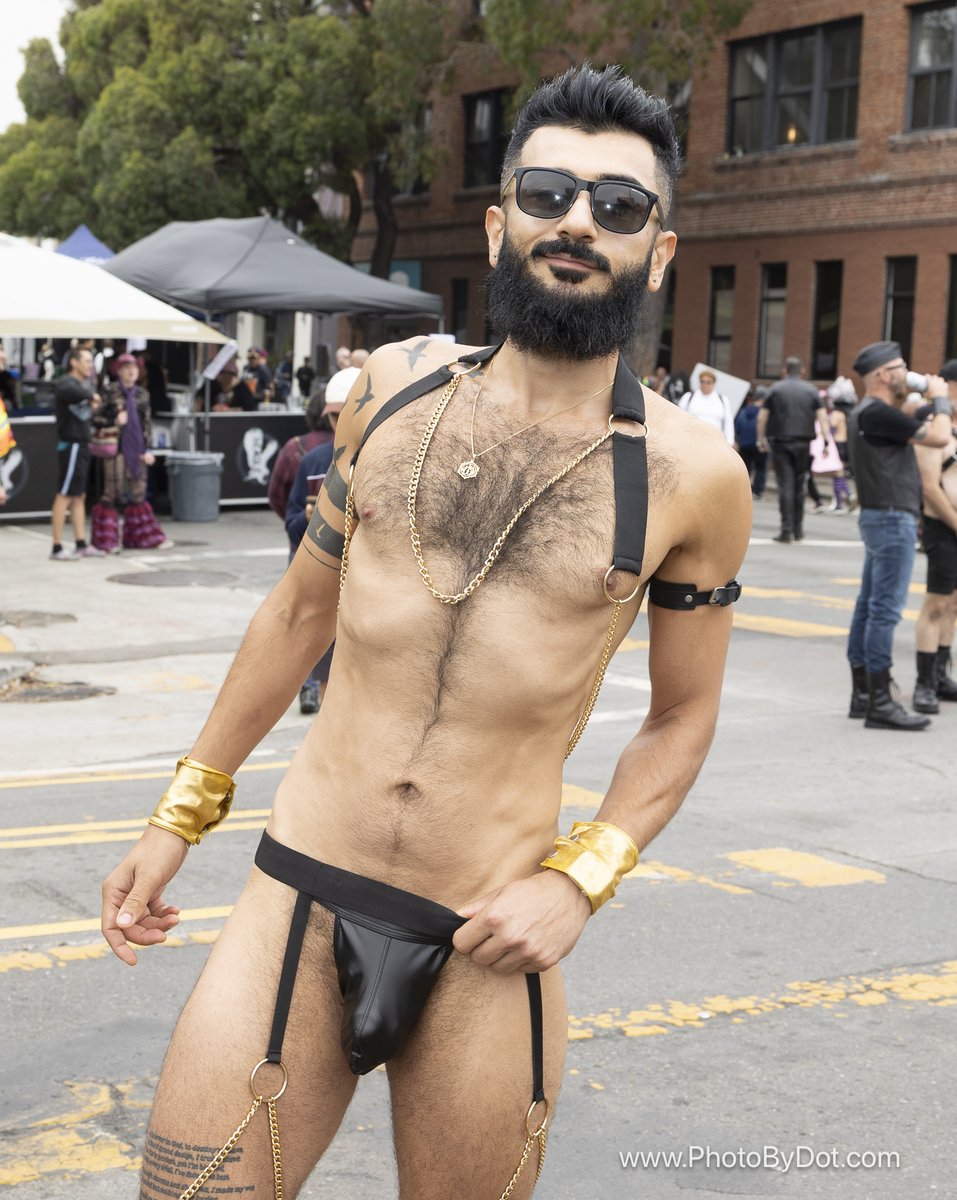 Dot the Photographer tweet media