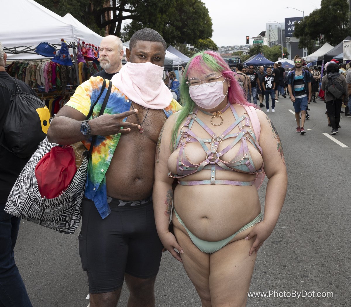 Dot the Photographer tweet media