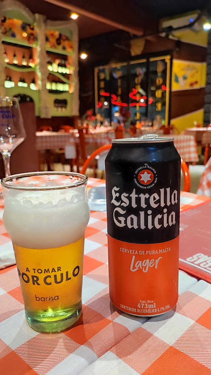 Cyn2512's tweet photo. Viernes !!!! https://t.co/BzxJb79zhw